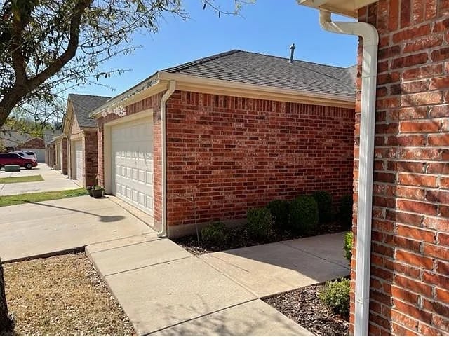 Building Photo - 1708 Chisholm Oaks Loop