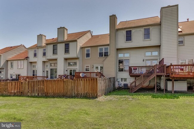 Building Photo - 21704 Leatherleaf Cir