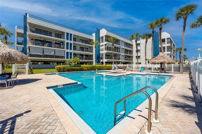 Foto del edificio - 363 Pinellas Bayway S
