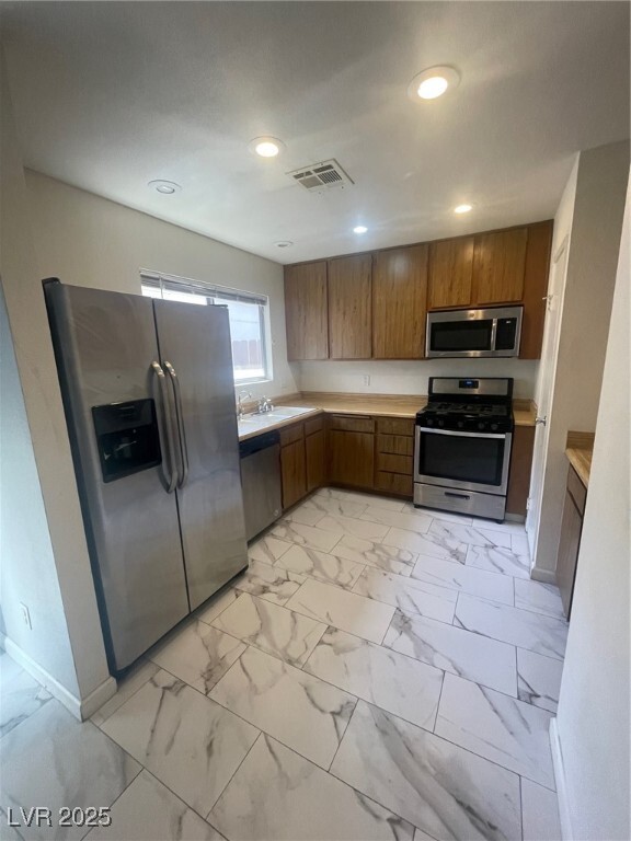 Foto del edificio - 6916 W Atrium Ave