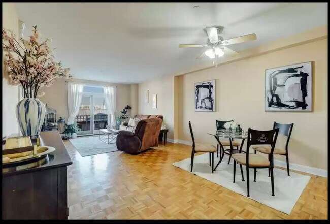 LR/DR and balcony - 206 Shearwater Ct W