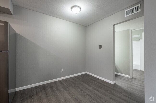1HAB, 1BA - 600 ft² - Crestridge