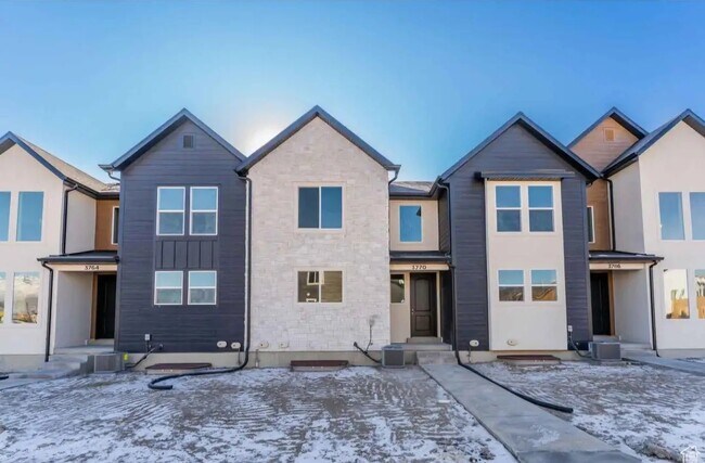 Building Photo - 3770 W 970 N