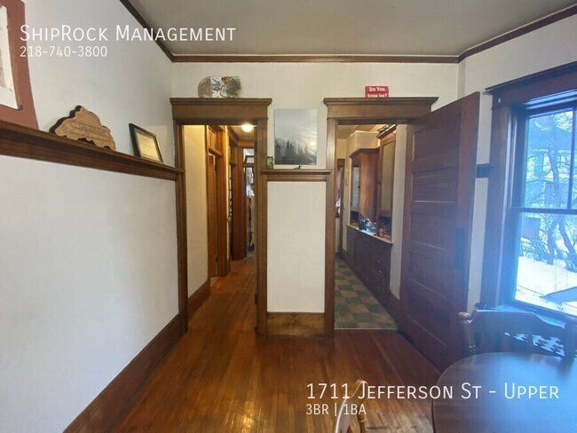 Foto del edificio - 1711 Jefferson St