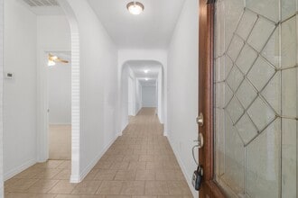 Building Photo - 3611 Rocky Ledge Ln