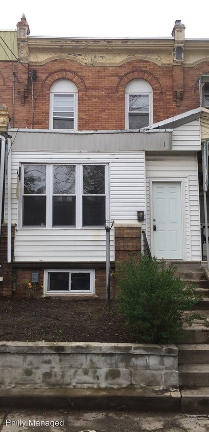 Primary Photo - 1225 N 54th St