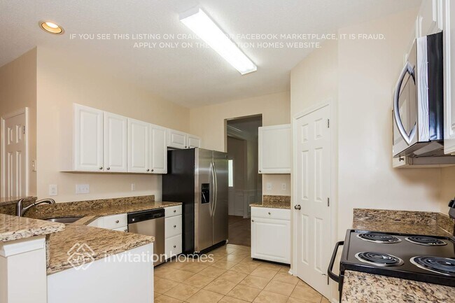 Foto del edificio - 8728 Oakham St