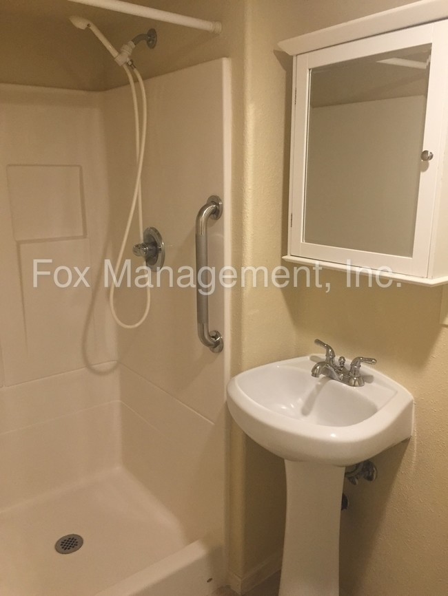 Foto del edificio - 914 7th St