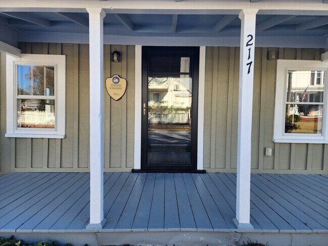Foto del edificio - 1906 Edwin Kirkman Historic Home in Swansboro, NC
