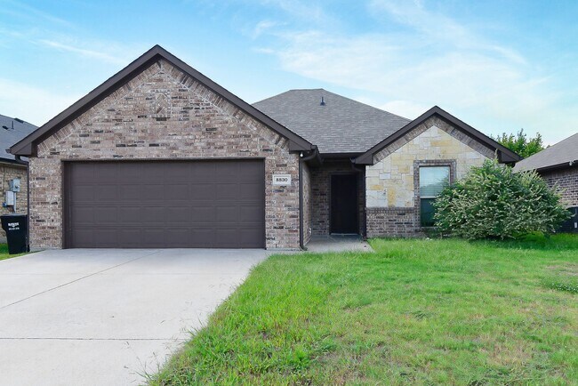 Foto del edificio - 8830 Kiowa- 2016 Custom Built Home!!!
