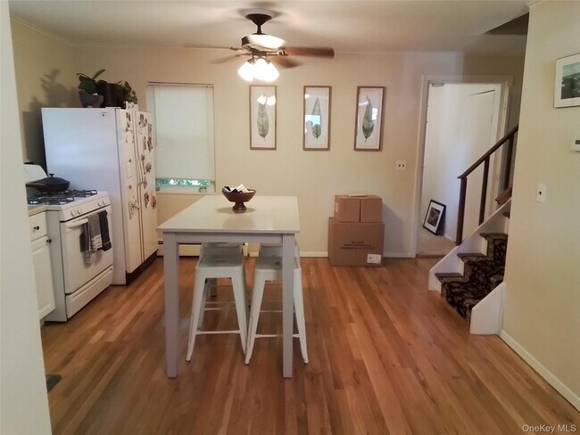 Foto del edificio - 35 Doris Ave