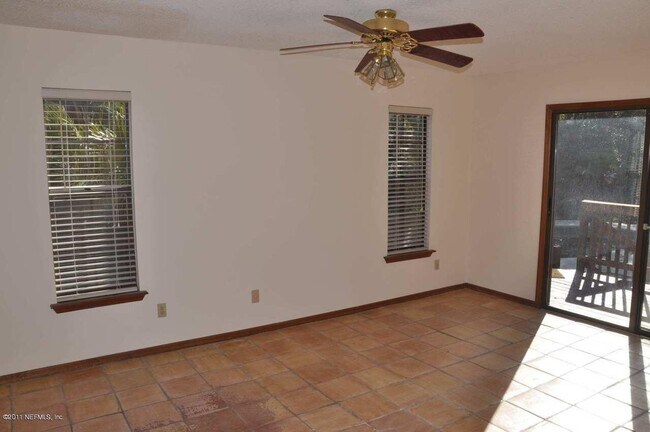 Foto del edificio - 3926 High Pine Rd