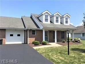 Primary Photo - 160 Valley Cir NE