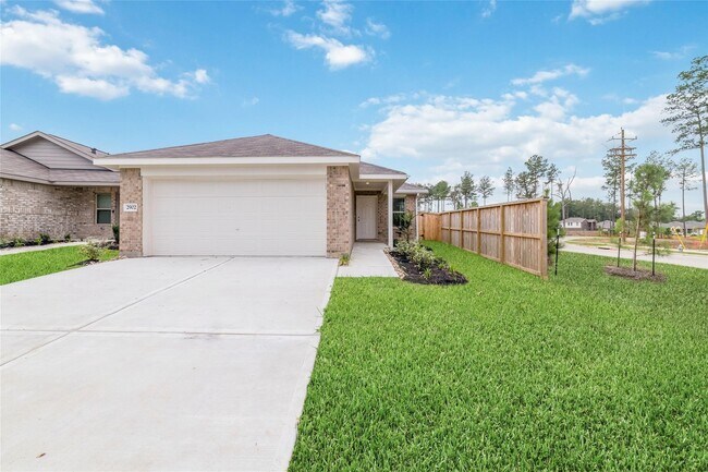 Building Photo - 2902 Mallorca Dr