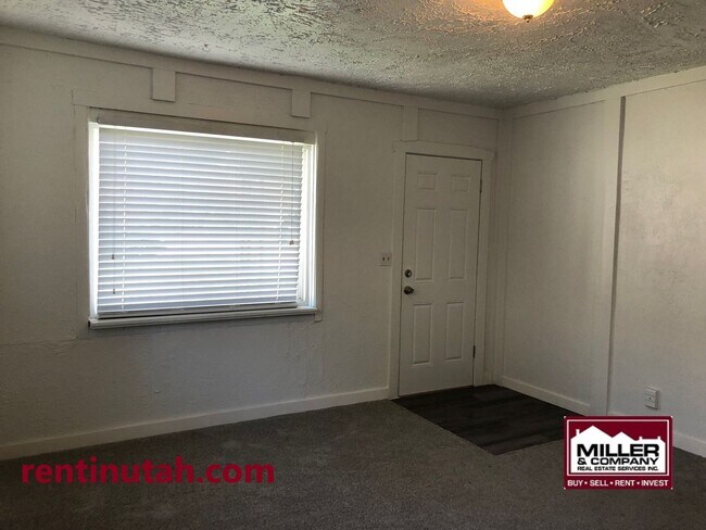 Foto del edificio - Cute Salt Lake 2 Bedroom Bungalow For Rent!