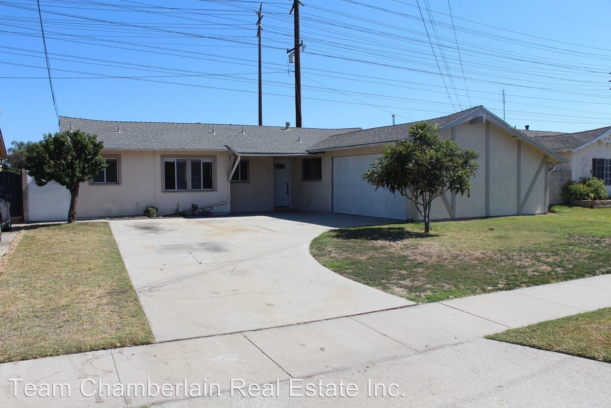 Foto principal - 3 br, 2 bath House - 7765 La Corona Way