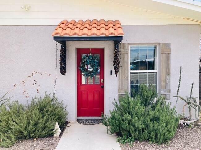 Foto del edificio - 104 E Waco St