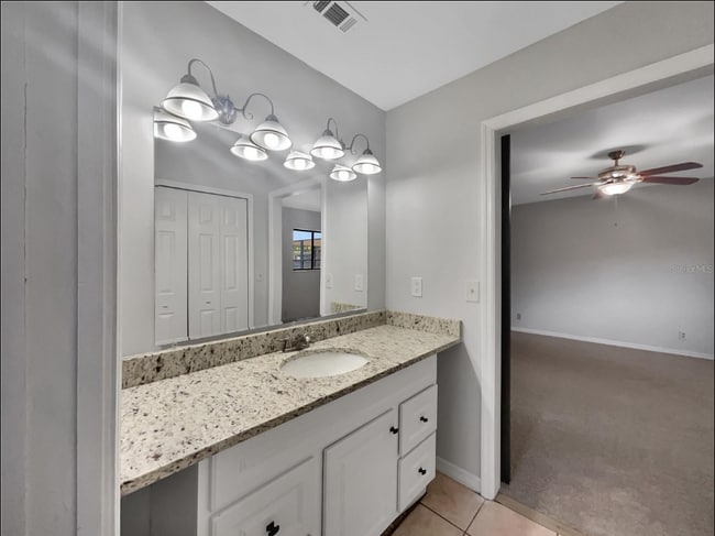 Building Photo - 236 Longhorn Dr