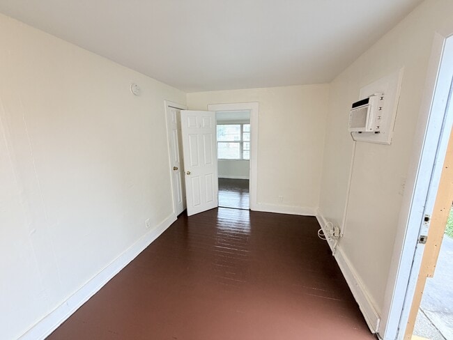 Photo - 4341 Pinewood Ave House