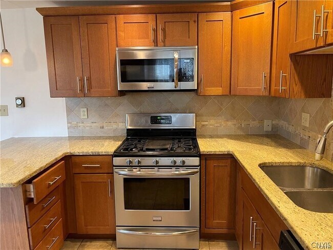 Foto del edificio - 8265 Warbler Way