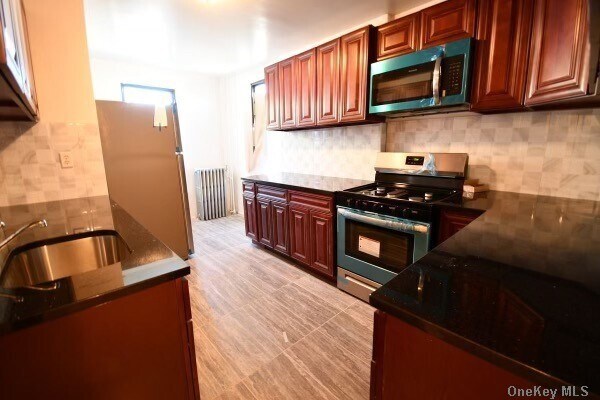 Primary Photo - 920-924 4th Ave
