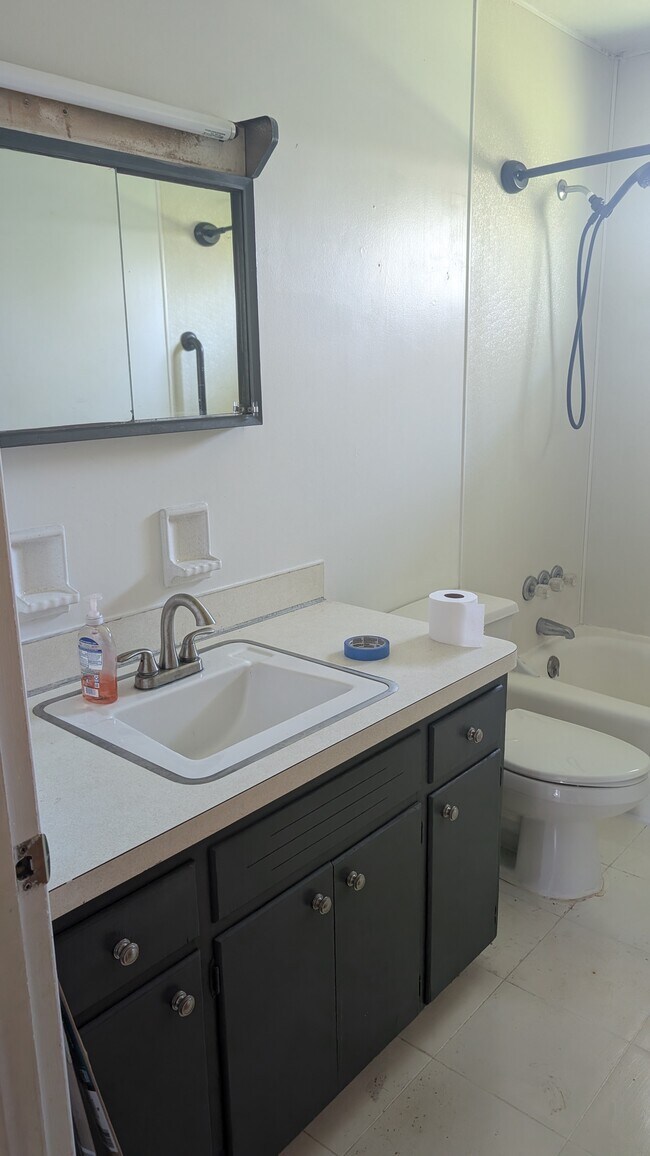Foto del edificio - 7226 4th Section Rd
