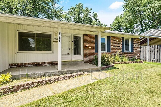 Foto del edificio - 2365 N Pointe Ln