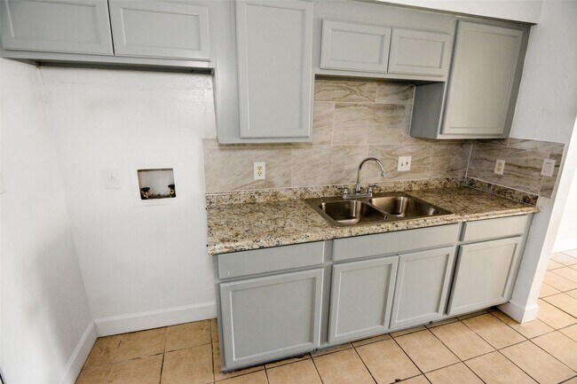 Building Photo - 7891 Gallahad St