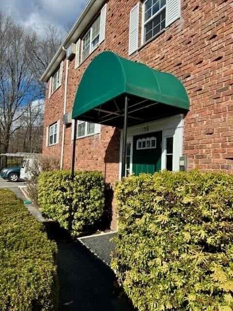 Building Photo - 158 Boston Post Rd E