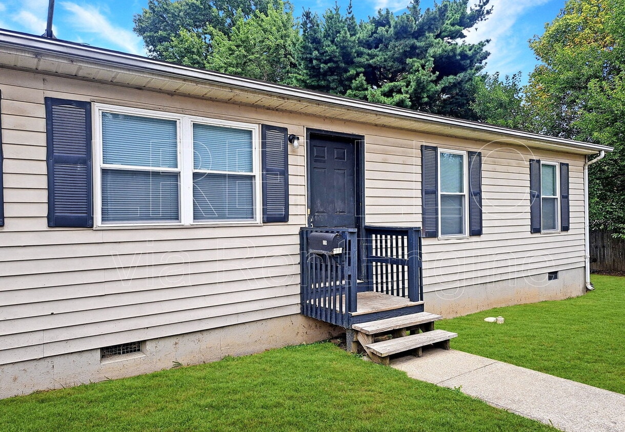 Photo - 118 Fairview Ave