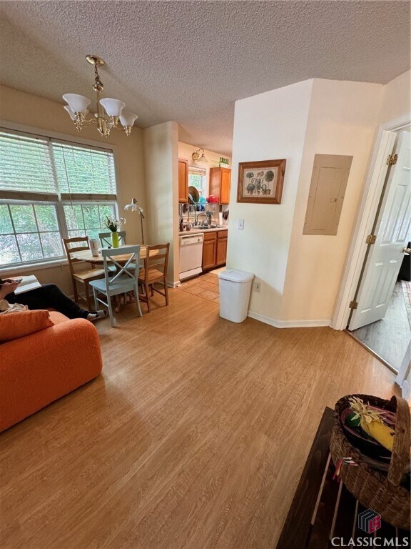 Building Photo - 1325 Cedar Shoals Dr