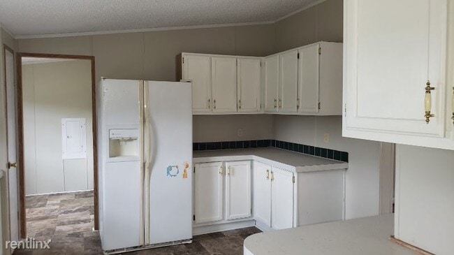 Building Photo - 3 br, 2 bath Mobile Home - 1124 Eulalia Ln