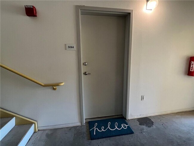 Foto del edificio - 2401 E 6th St