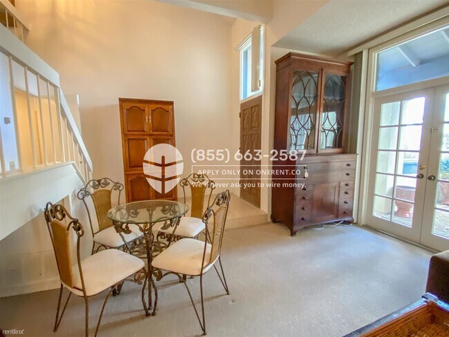 Building Photo - 3 br, 2.5 bath Condo - 3187 Morning Way -