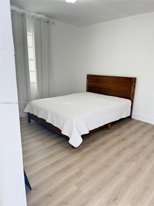 Foto del edificio - 541 E 38th St