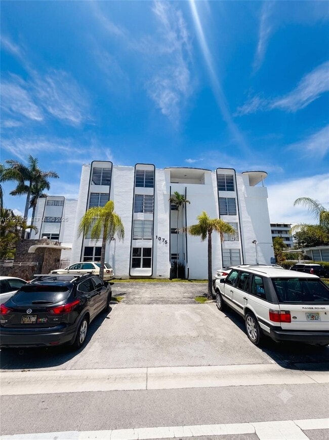 Building Photo - 1075 93rd St