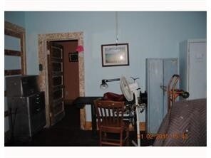 Building Photo - 2001-03 Touro St