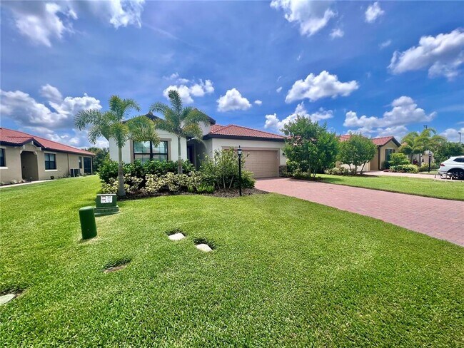 Building Photo - 5119 Tobermory Way