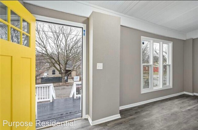 Building Photo - 3 br, 2 bath House - 432 Monroe Ave