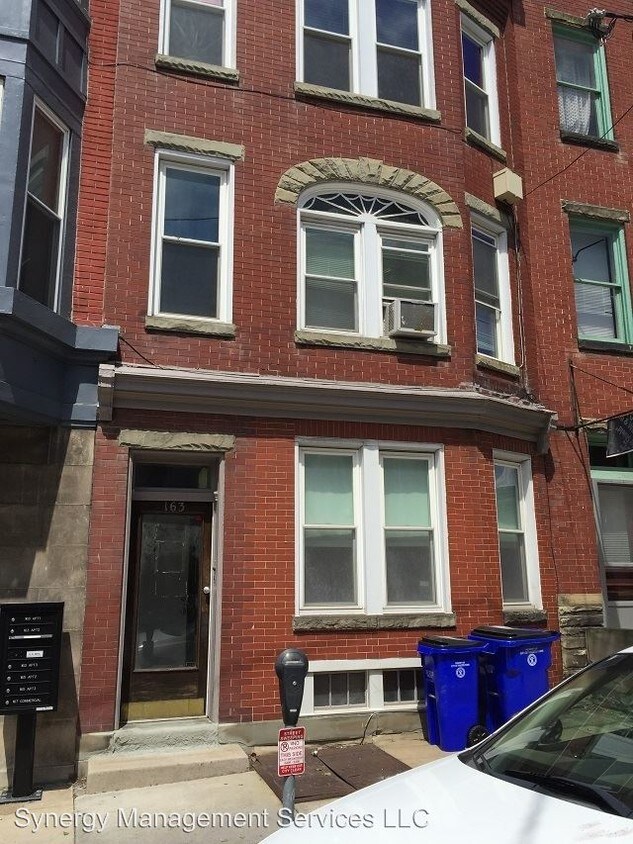 Primary Photo - 163 S Potomac St