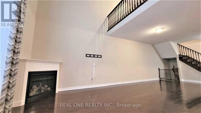 Building Photo - 2495 Felhaber Crescent