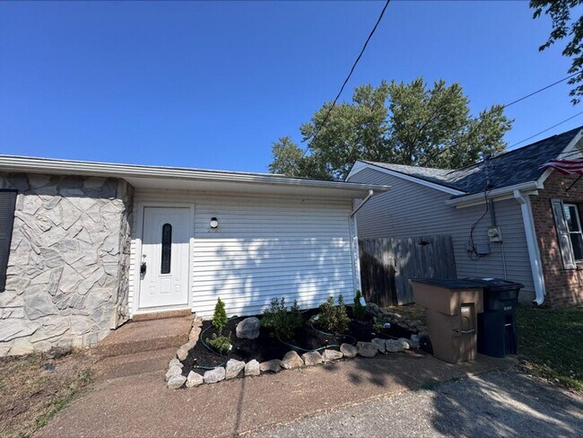 Photo - 2721-2723 Penn Meade Drive Apartment