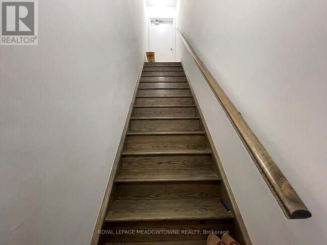 Photo du bâtiment - 2464 Post Rd