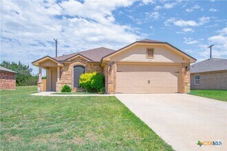 Building Photo - 6506 Castle Gap Dr