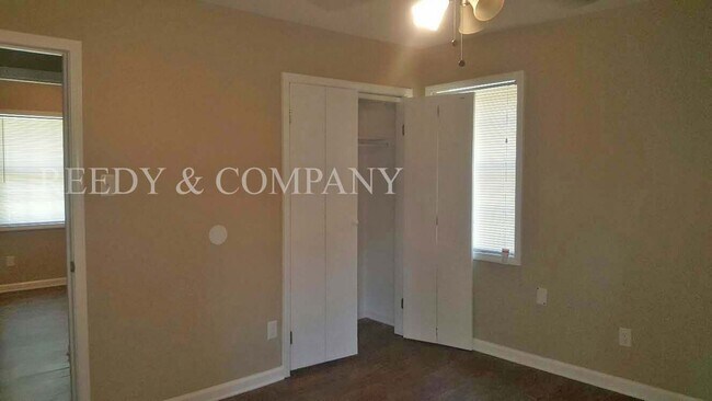 Foto del edificio - 4225 Arrowhead Rd