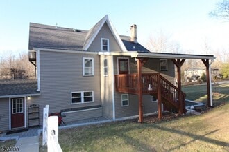 Building Photo - 172 Musconetcong River Rd