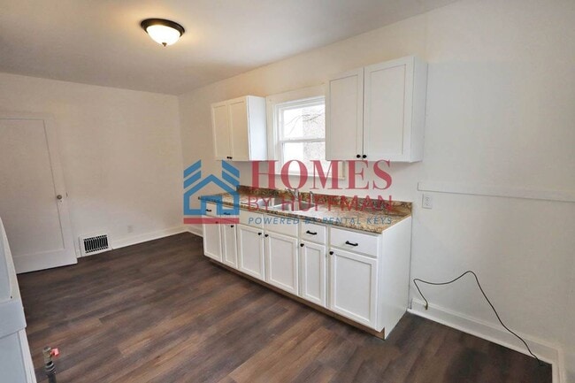 Building Photo - Three Bedroom House | Now Available