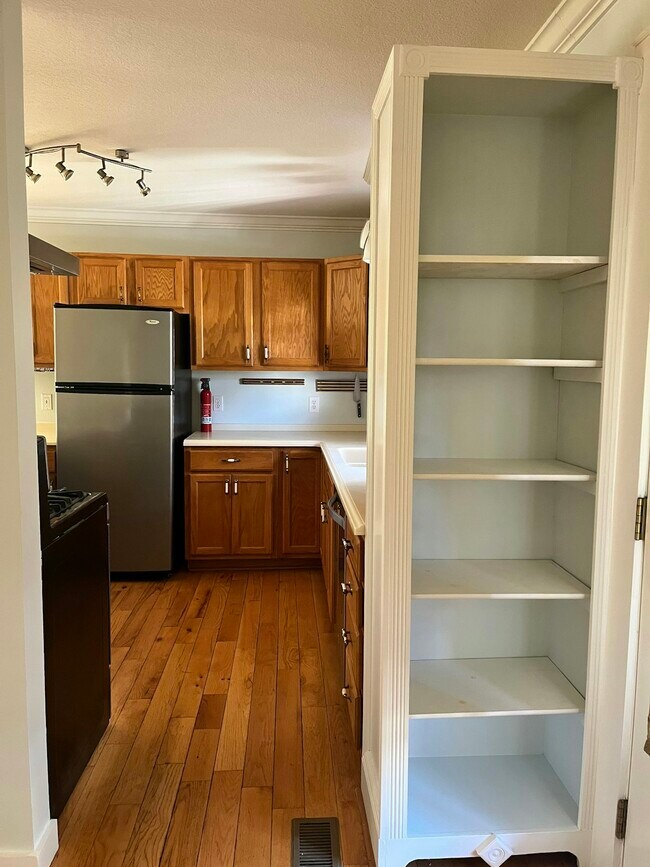 Foto del edificio - 33 Joyner Ave