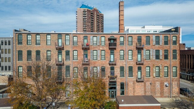 Interior Photo - Court Avenue Lofts