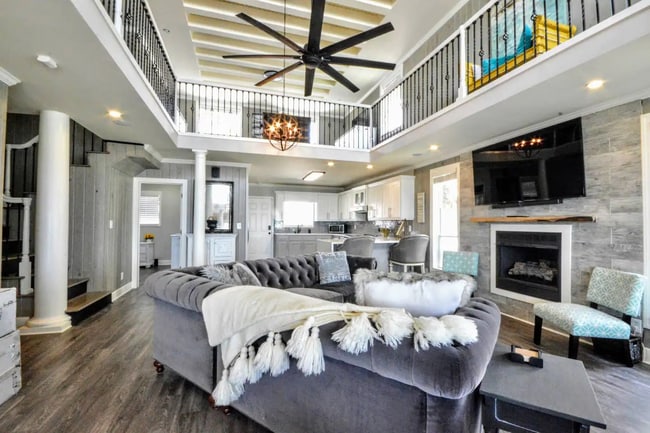 Building Photo - 13103 Oleander Dr